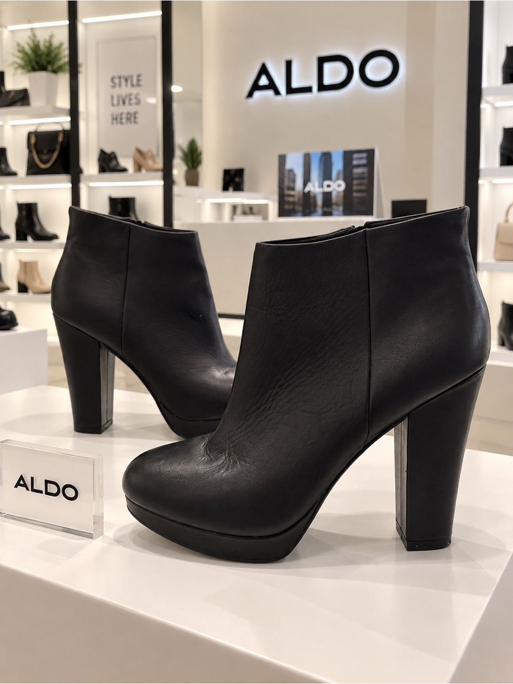 ALDO Women's Black Leather Platform Ankle Boots size 9